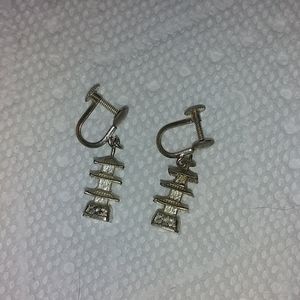 Vintage Japanese pagoda earrings